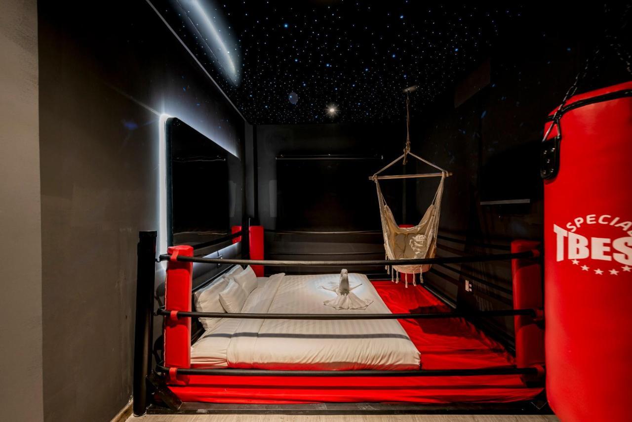 Diamond Rainbow - The Love Aparthotel City Centre مدينة هوشي منه المظهر الخارجي الصورة