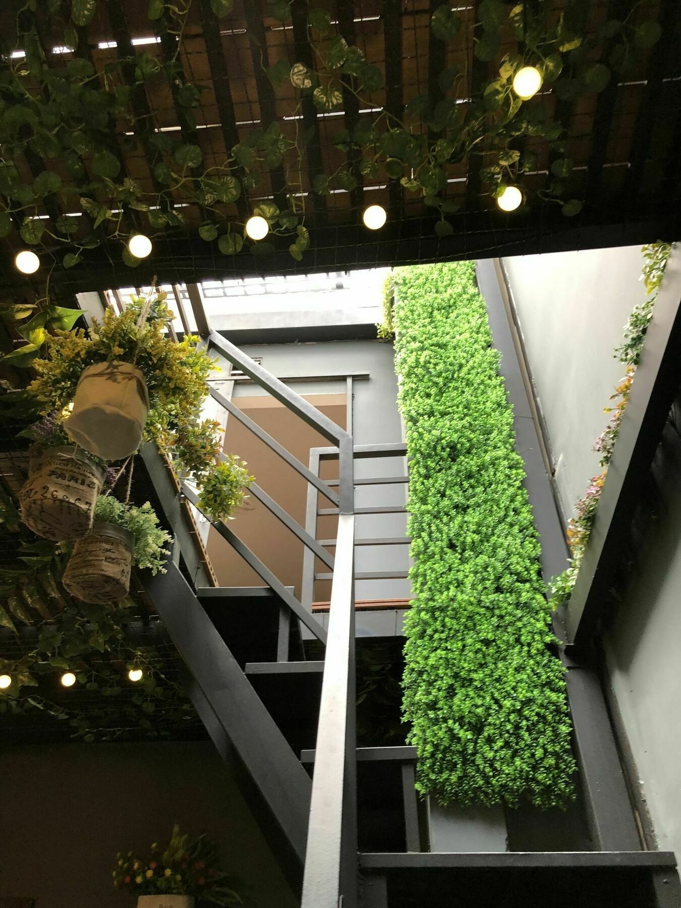 Diamond Rainbow - The Love Aparthotel City Centre مدينة هوشي منه المظهر الخارجي الصورة